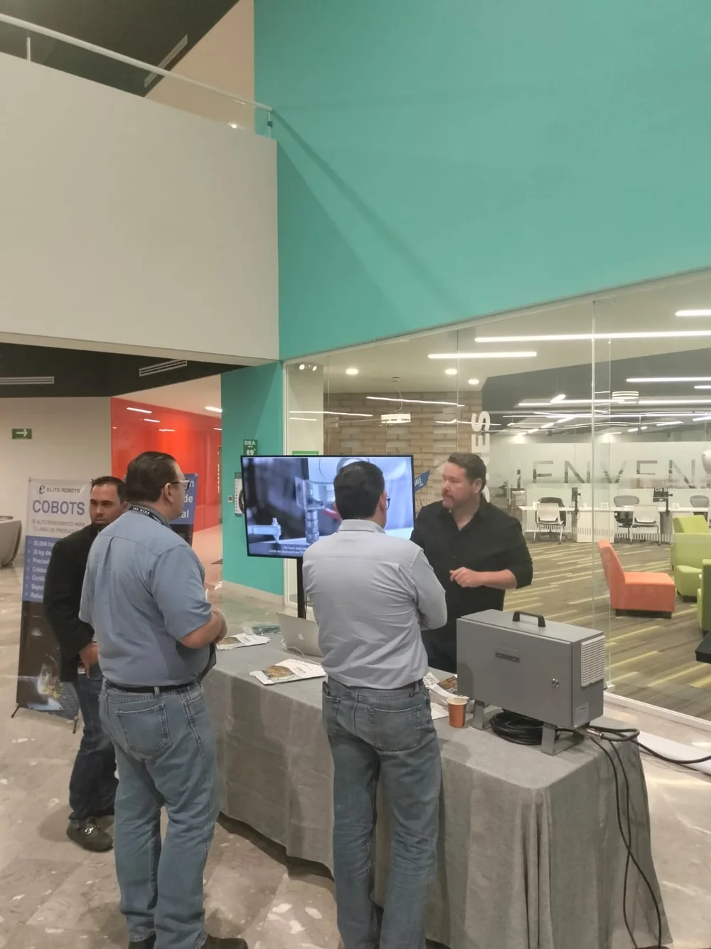Demostración en vivo frente al equipo